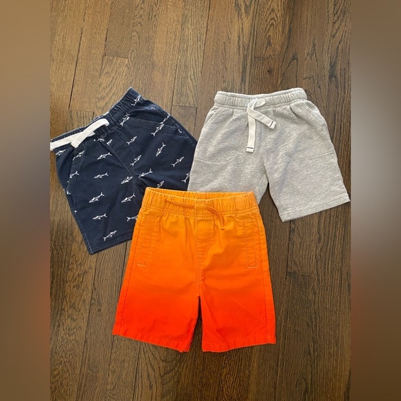 Bundle of shorts size 3T - Picture 1 of 5